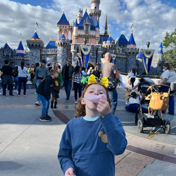 Meet your Posher, Ashley - Picture 6 of 16